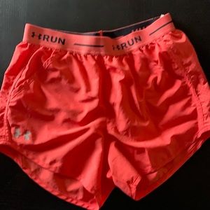 Under Armor RUN shorts, extra small
